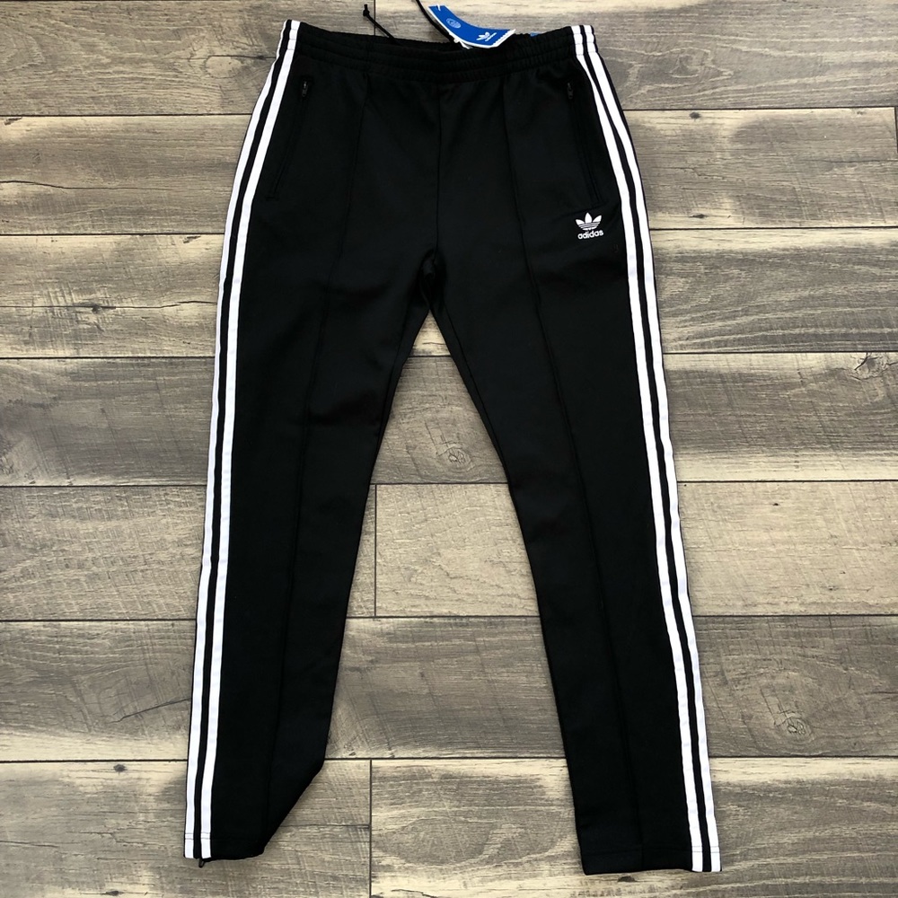 **SOLD ON FB*** Adidas slim fit 3 stripe joggers size M with tags, never worn